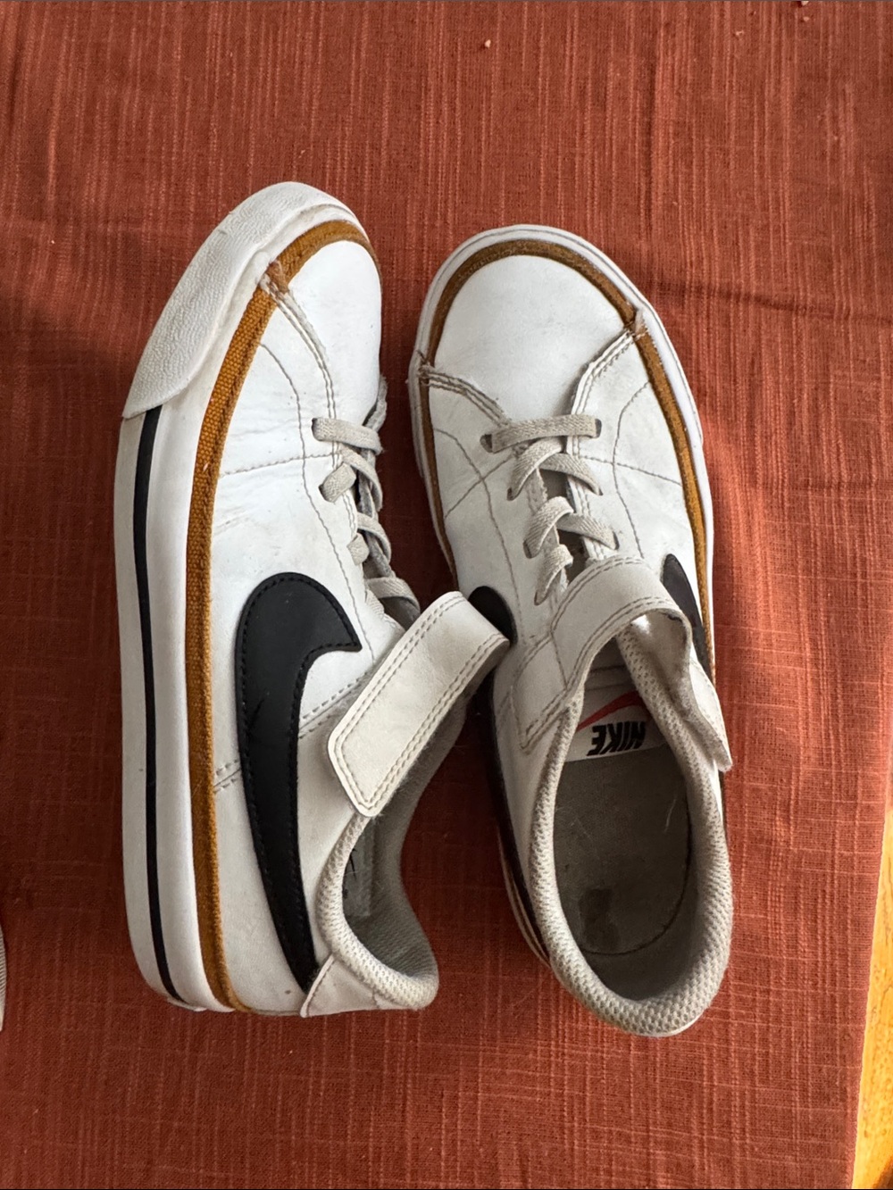 Nike kid’s White Sneakers with Brown Trim